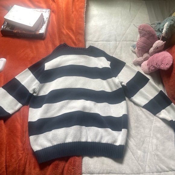 Brandy Melville ‘Brianna Striped Sweater’ in Navy - Picture 2 of 5